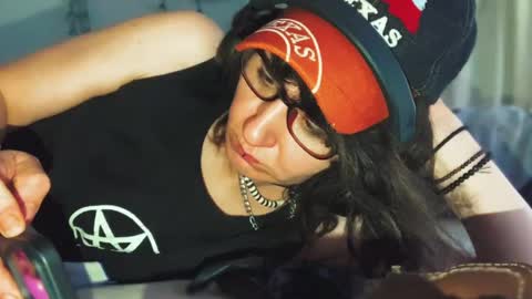 Snapshot of tomboy_titties chatting on May 31, 2026, 6:42 pm tomboy_titties online show from May 31, 2026, 6:42 pm