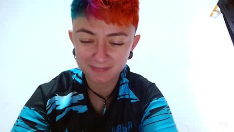 Blue online show from February 5, 2025, 3:52 pm