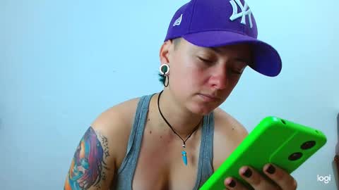 Blue online show from February 20, 2025, 2:02 pm