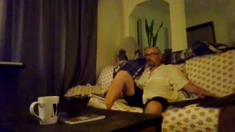 Snapshot of tomcatsawyer chatting on April 27, 2026, 3:59 am sirmuggsalot online show from April 27, 2026, 3:59 am