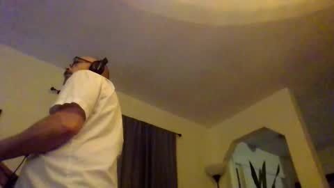 Snapshot of tomcatsawyer chatting on May 29, 2026, 3:59 am sirmuggsalot online show from May 29, 2026, 3:59 am