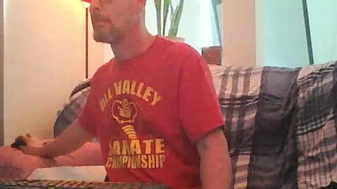Snapshot of tomcatsawyer chatting on June 5, 2026, 6:13 pm sirmuggsalot online show from June 5, 2026, 6:13 pm
