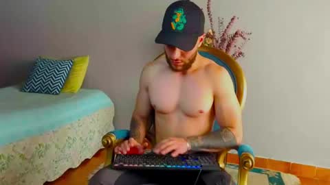 tomDavisXl online show from September 15, 2025, 3:34 pm