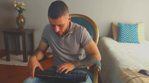 tomDavisXl online show from February 28, 2026, 3:24 pm