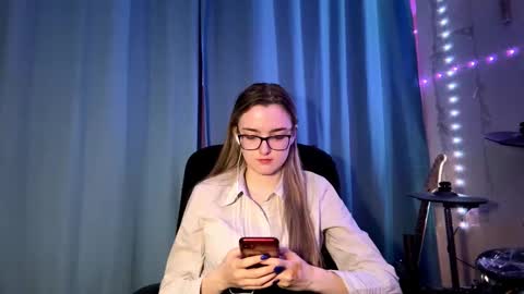 Sofia online show from March 3, 2026, 6:58 pm