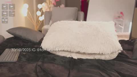  Tomie  online show from October 30, 2025, 2:40 pm