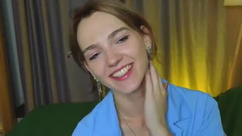 Snapshot of tomikavilandre chatting on July 13, 2026, 7:16 pm Lana online show from July 13, 2026, 7:16 pm