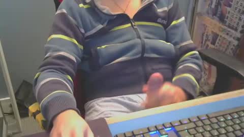 tomin3m online show from December 2, 2024, 5:48 pm