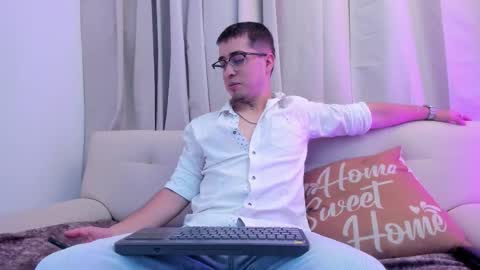 Tomas online show from February 11, 2026, 3:55 am