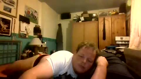 Snapshot of tommp1990 chatting on June 23, 2026, 3:04 am TommyP90 online show from June 23, 2026, 3:04 am