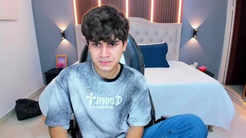 Tommy  online show from April 8, 2026, 4:01 am