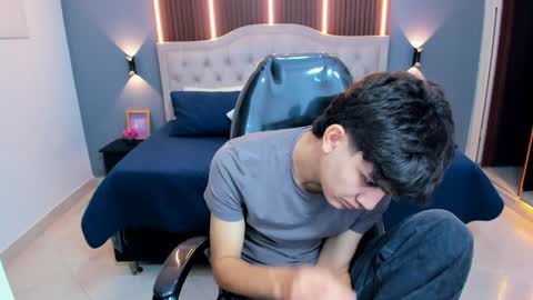 Tommy  online show from April 22, 2026, 3:31 am