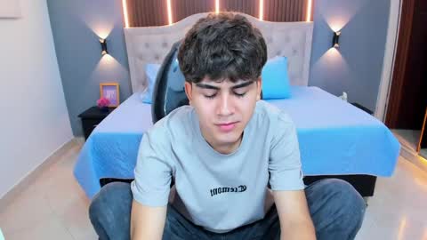 Tommy  online show from April 23, 2026, 3:52 am