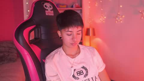 Blue  online show from April 16, 2026, 11:29 pm