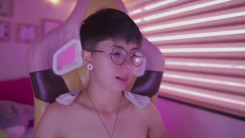 Blue  online show from June 4, 2026, 1:17 pm