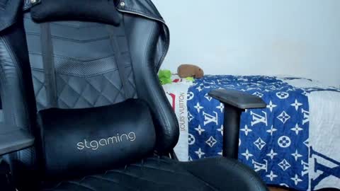 Twitter BreddTommy IG tommy bredd online show from January 15, 2025, 12:41 am