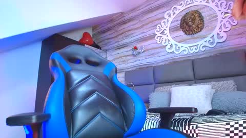 tommy_will online show from February 28, 2025, 10:39 pm