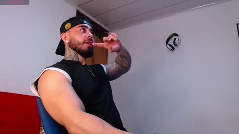 Steven online show from December 5, 2025, 8:23 am