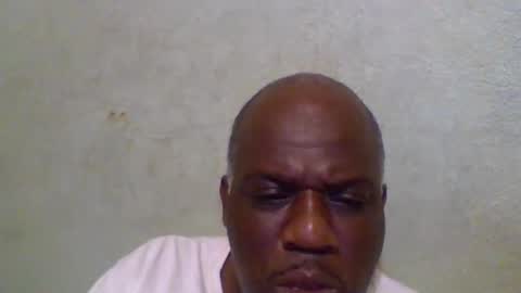 Snapshot of tommyboy771 chatting on May 11, 2026, 12:44 pm tommyboy online show from May 11, 2026, 12:44 pm