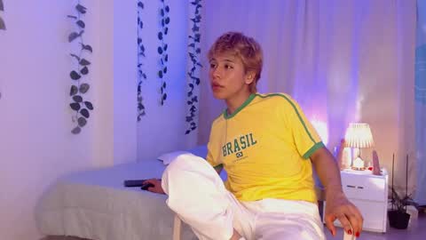 Tommy Foxboy online show from January 21, 2025, 11:02 pm