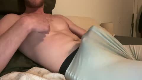 Snapshot of tommygunzsolo chatting on February 3, 2025, 12:36 am tommygunzsolo online show from February 3, 2025, 12:36 am