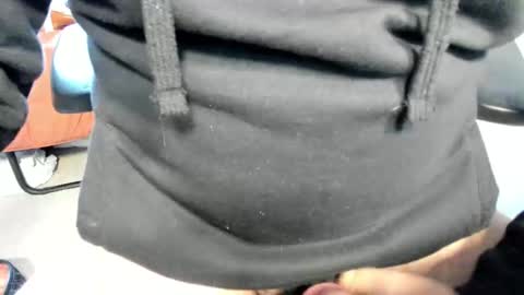 tommysmithjones82 online show from October 21, 2025, 11:55 am