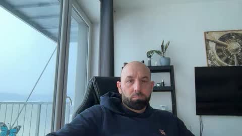 Thomas Fit online show from January 13, 2026, 7:02 am