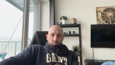 Thomas Fit online show from January 15, 2026, 8:52 am