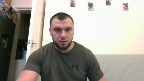 tommyy19901 online show from December 14, 2024, 6:20 pm