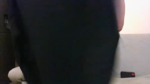 tommyy19901 online show from February 7, 2025, 5:51 pm