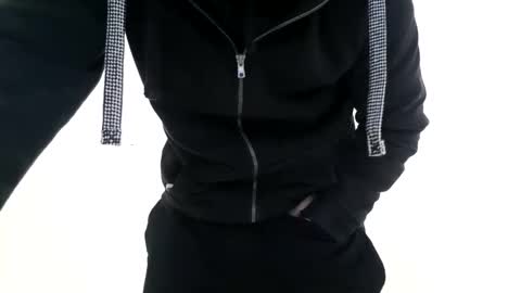 Thomas online show from April 21, 2026, 5:39 pm