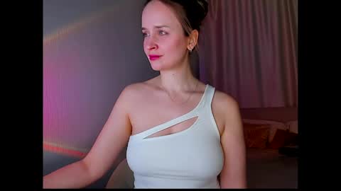 Tony and Alice online show from April 19, 2026, 8:00 pm