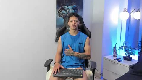 Snapshot of tony_petrov chatting on October 13, 2025, 7:19 am tony_petrov online show from October 13, 2025, 7:19 am