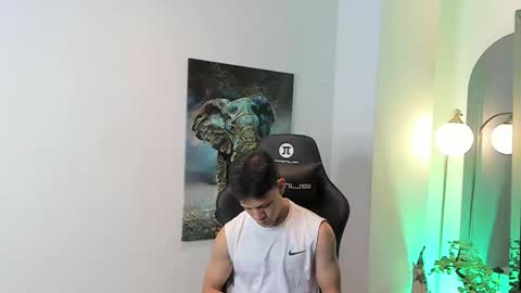 Snapshot of tony_petrov chatting on October 14, 2025, 4:46 am tony_petrov online show from October 14, 2025, 4:46 am