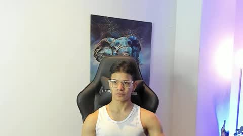 Snapshot of tony_petrov chatting on October 21, 2025, 5:19 am tony_petrov online show from October 21, 2025, 5:19 am