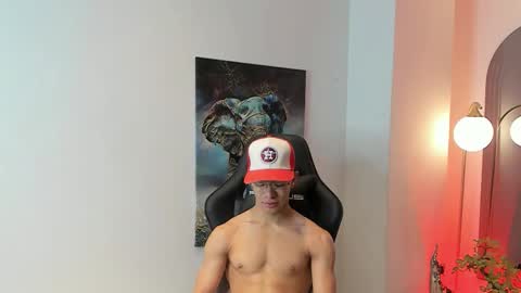 Snapshot of tony_petrov chatting on November 1, 2025, 9:55 am tony_petrov online show from November 1, 2025, 9:55 am