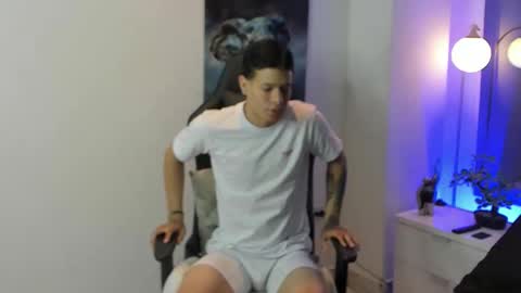 Snapshot of tony_petrov chatting on November 11, 2025, 12:49 pm tony_petrov online show from November 11, 2025, 12:49 pm