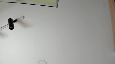 Snapshot of tony_petrov chatting on November 17, 2025, 12:22 pm tony_petrov online show from November 17, 2025, 12:22 pm