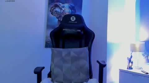 Snapshot of tony_petrov chatting on February 15, 2026, 7:51 am tony_petrov online show from February 15, 2026, 7:51 am