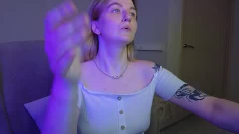 Snapshot of tonyameow chatting on June 30, 2026, 1:17 am Tonya online show from June 30, 2026, 1:17 am