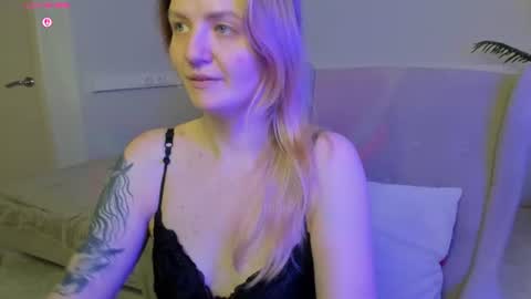 Snapshot of tonyameow chatting on July 13, 2026, 1:19 am Tonya online show from July 13, 2026, 1:19 am