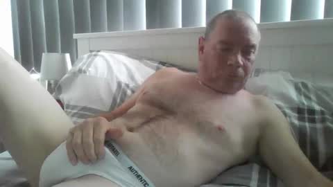 tonygibbson62 online show from October 27, 2025, 9:13 am