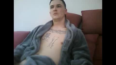 tonystrawberry online show from March 21, 2026, 6:29 am