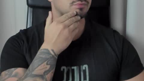 TonyWilcox online show from October 3, 2025, 6:43 am