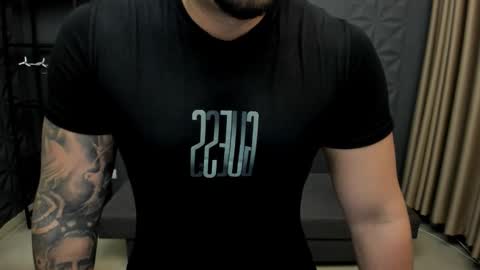 TonyWilcox online show from October 7, 2025, 4:53 am