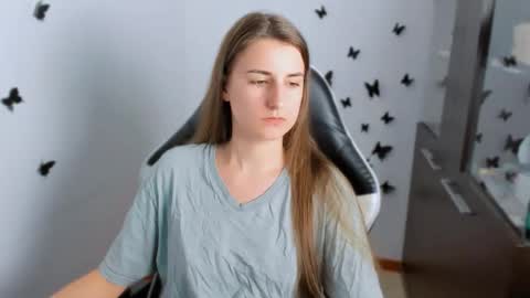 Alisson online show from September 9, 2025, 6:40 pm