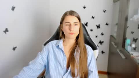 Alisson online show from October 8, 2025, 2:25 pm