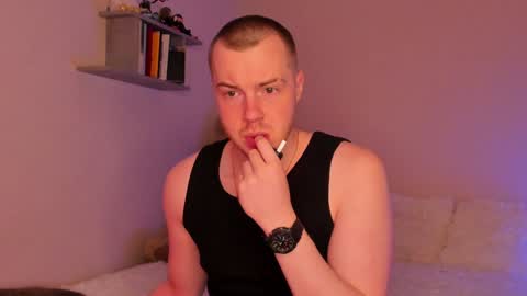 toohornyserj online show from December 1, 2024, 8:20 pm