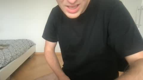 Snapshot of toohottobetrue21 chatting on September 16, 2025, 6:14 am Max online show from September 16, 2025, 6:14 am