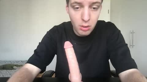 Snapshot of toohottobetrue21 chatting on March 6, 2026, 7:49 am Max online show from March 6, 2026, 7:49 am